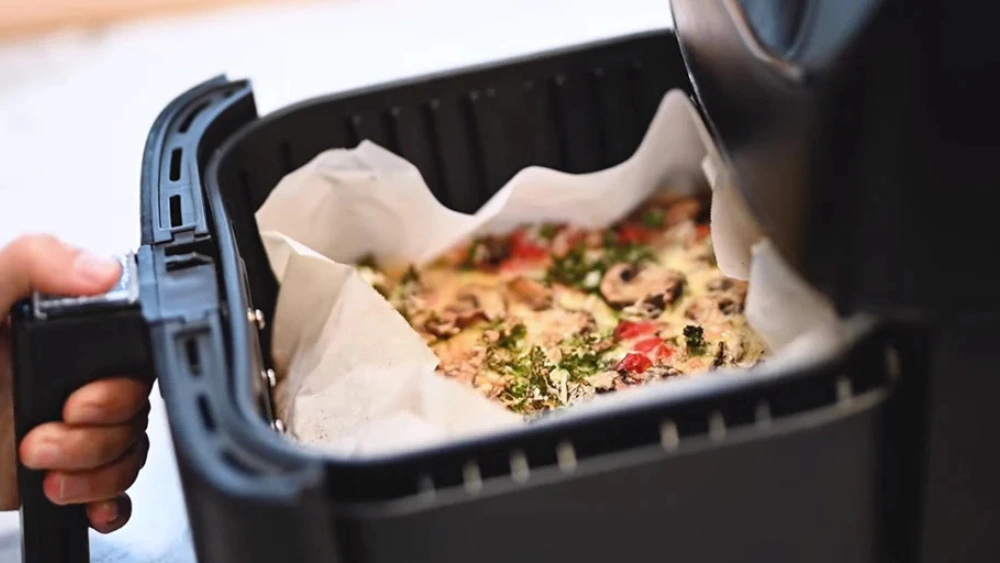 Can Parchment Paper Go in Air Fryer