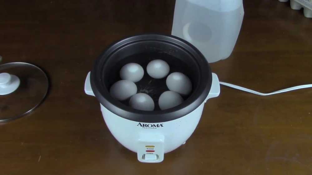 Hard Boiled Eggs in a Rice Cooker